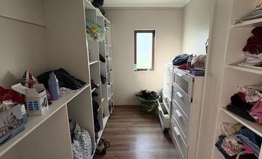 Casa En Venta En Condominio 4 Dorm. 4 Baños En Lo Miranda