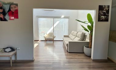 Casa En Venta En Condominio 4 Dorm. 4 Baños En Lo Miranda