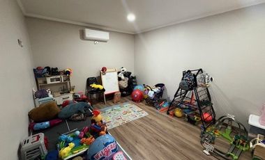 Casa En Venta En Condominio 4 Dorm. 4 Baños En Lo Miranda