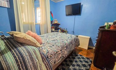 Casa 3 Dorm. Metro Av. Central El Bosque