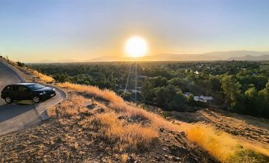 Terreno En Venta, Oferta Increíble. Chicureo Oriente.