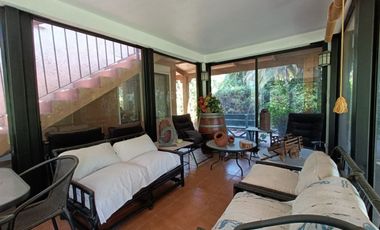 Parcela Con Casas Y Laguna Artificial En Curacaví