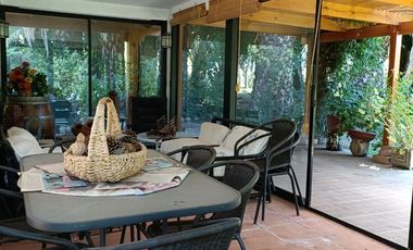 Parcela Con Casas Y Laguna Artificial En Curacaví