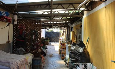 Sitio De 500 M2 En Venta Con Casa. San Joaquín