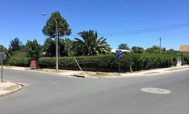 Venta Parcela Con Casa En Quillón, A 4 Cuadras De La Plaza