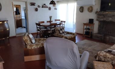 Venta Parcela Con Casa En Quillón, A 4 Cuadras De La Plaza