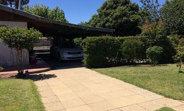 Venta Parcela Con Casa En Quillón, A 4 Cuadras De La Plaza