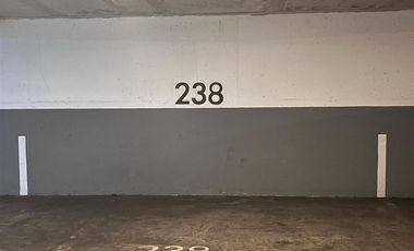 Estacionamiento En Venta En Independencia