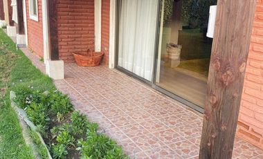 Parcela En Venta En Melipilla 5 Dorm 3 Baños