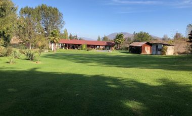 Parcela En Venta En Melipilla 5 Dorm 3 Baños