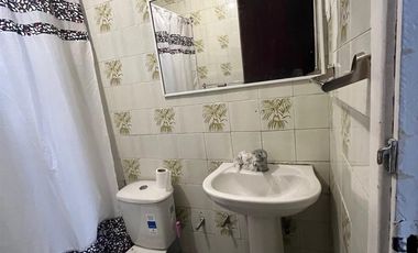 Amplia Casa De 4 Dorm En Calle Newman Valparaíso