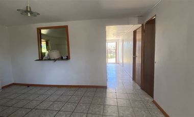 Vendo Casa De 3 Dormitorios Campo María Pinto