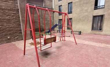 Departamento en arriendo c/ estacionamiento en Barrio República