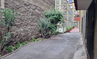 Departamento en arriendo c/ estacionamiento en Barrio República