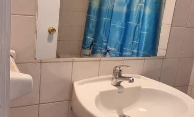 Departamento en arriendo c/ estacionamiento en Barrio República