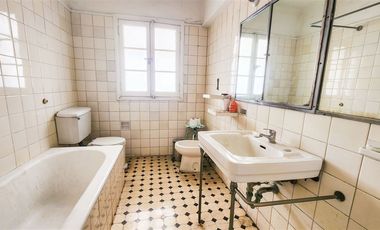 540 M2 Gran Dpto. Historico Amplio En Arriendo