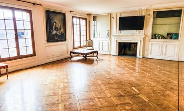 540 M2 Gran Dpto. Historico Amplio En Arriendo