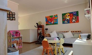 Casa Amoblada En Arriendo De 5 Dorm. En Las Condes