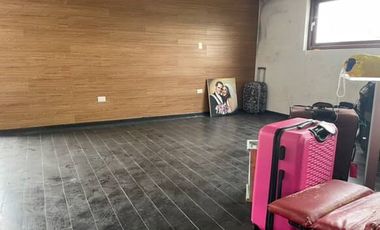 Casa En Venta De 6 Dorm. En Talca