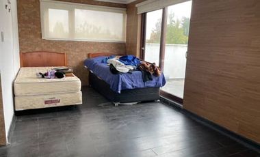 Casa En Venta De 6 Dorm. En Talca