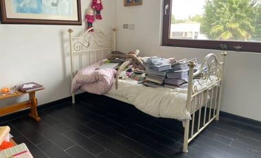 Casa En Venta De 6 Dorm. En Talca