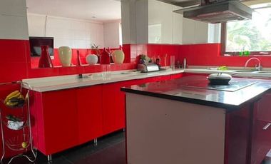 Casa En Venta De 6 Dorm. En Talca