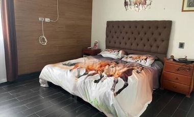 Casa En Venta De 6 Dorm. En Talca