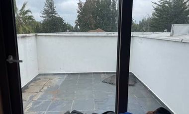 Casa En Venta De 6 Dorm. En Talca