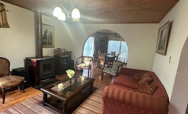 Casa En Venta De 3 Dorm. 2 Baños En Linares