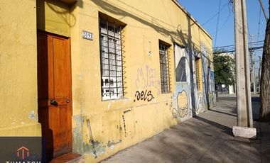 Venta Casa Comercial De 292 M2. Lira, Santiago