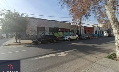 Venta Casa Comercial De 292 M2. Lira, Santiago