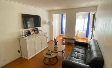 Departamento en venta c/ estacionamiento en Barrio Lastarria