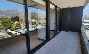 Departamento en arriendo c/ estacionamiento en Tabancura