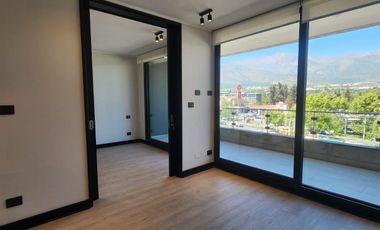 Departamento en arriendo c/ estacionamiento en Tabancura