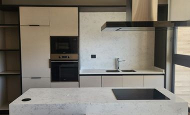 Departamento en arriendo c/ estacionamiento en Tabancura