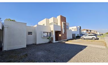 Venta Casa familiar 5D Estar- Oficina Rinconada de Los Andes