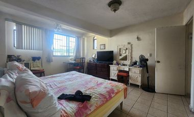 CASA EXCELENTEMENTE UBICADA EN LOMAS MAGALLANES