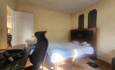 CASA EXCELENTEMENTE UBICADA EN LOMAS MAGALLANES