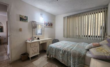 CASA EXCELENTEMENTE UBICADA EN LOMAS MAGALLANES