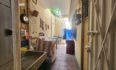 CASA EXCELENTEMENTE UBICADA EN LOMAS MAGALLANES