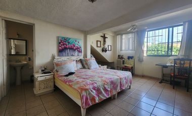 CASA EXCELENTEMENTE UBICADA EN LOMAS MAGALLANES