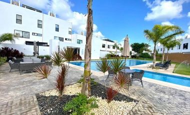 Casa de Tres Niveles en Cancún – Terraza Privada y amenidades de estilo resort con plusvalía