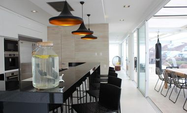 VENTA LUJOSA CASA DE PLAYA - LOMAS DEL MAR – CERRO AZUL