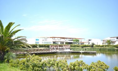 Vendo Casa de Playa en Condominio Exclusivo Puerto Madero  Inversión US$330,000