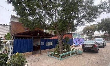 Casa en Venta en AVENIDA TENIENTE CRUZ CON AVENIDA GENERAL OSCAR BONILLA