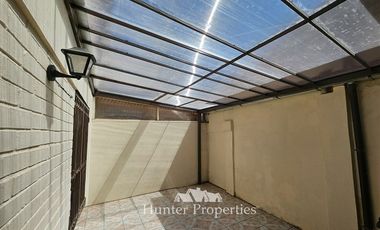 Casa en Arriendo en Holanda llegando a Simon Bolivar