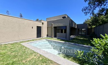 Exclusivas casas nuevas a pasos del colegio Inglés