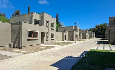 Exclusivas casas nuevas a pasos del colegio Inglés