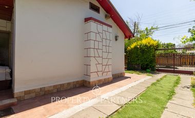 Acogedora Casa en Macul, Barrio residencial.