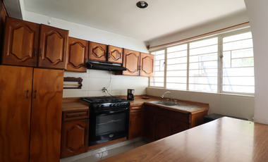 CASA EN VENTA EN MORELIA, JARDINES DEL TOREO